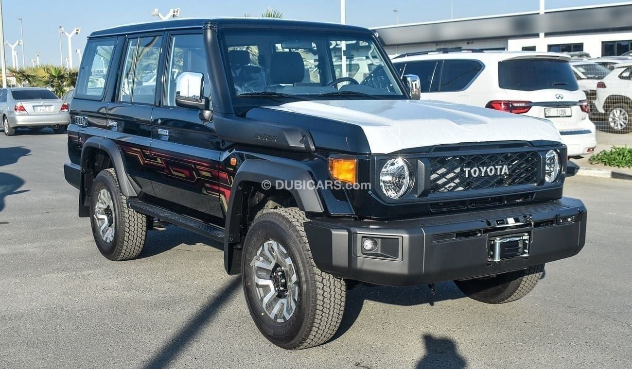 Toyota Land Cruiser 70 LC76 Hardtop 5 Doors 4.0L Petrol V6 Full Option