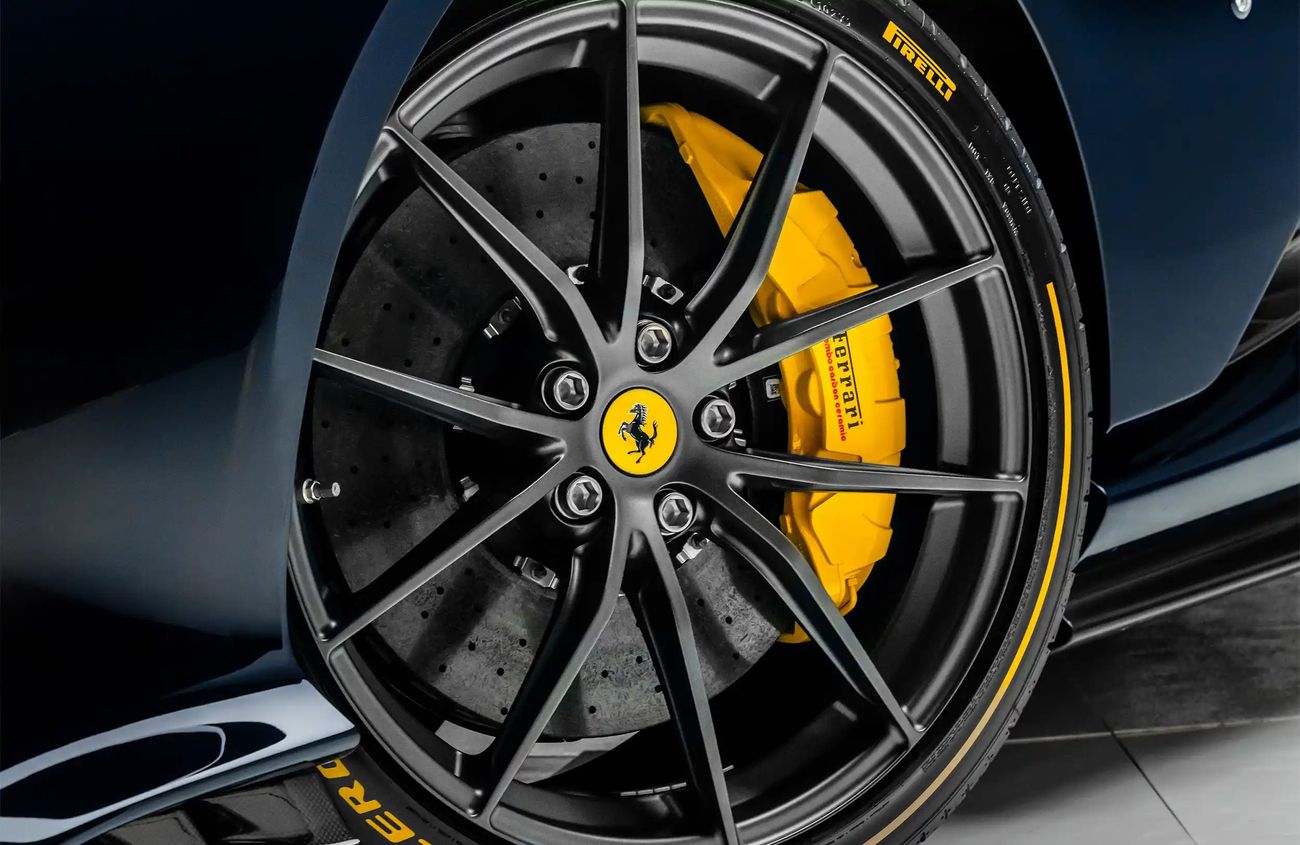 فيراري 812 كومبيتيزون 6.5L V12 Naturally Aspirated Engine