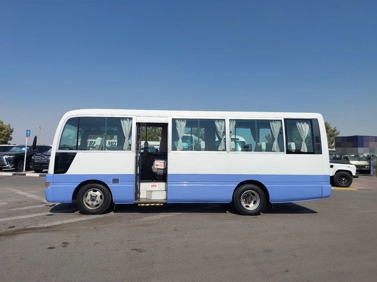 نيسان سيفيليان NISSAN CIVILIAN BUS RHD 2000 MODEL 4.2 L DIESEL AUTOMATIC(PM01364)