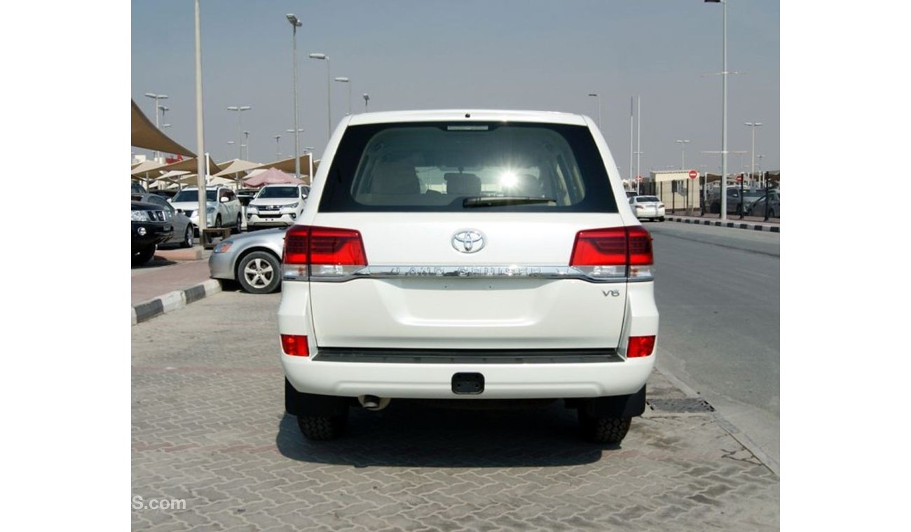 تويوتا لاند كروزر 4.0L V6 Petrol GX Auto