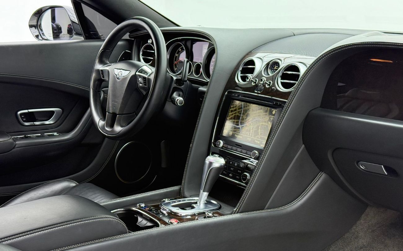 Bentley Continental GT 2015 Bentley Continental GT V8 S, Service History, Excellent Condition, GCC