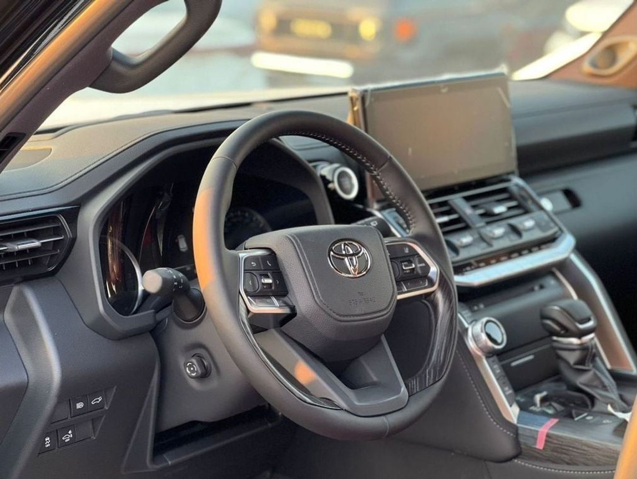 Toyota Land Cruiser TOYOTA LAND CRUISER VXR  (300 SERIES) 3.5 L 4WD