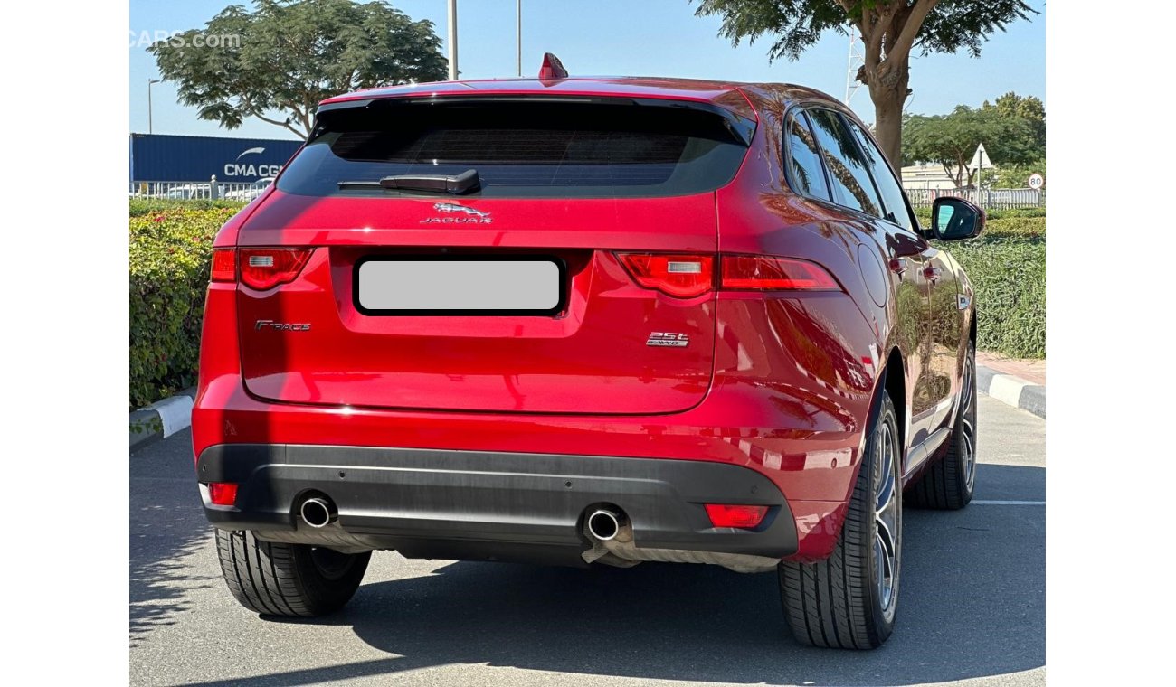 جاغوار F-Pace GCC / R Sport / Original Paint / Full Service History