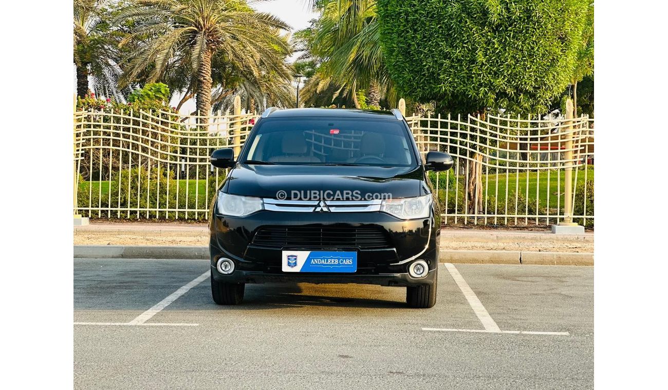 Mitsubishi Outlander 710 PM || OUTLANDER GLS  2.4L V4 4WD || 0%DP || GCC || PRISTINE CONDITION