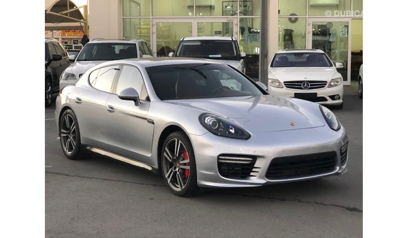 Porsche Panamera GTS Porsche panemera GTS model 2014 model GCC car full  option sun roof leather seats navigation sensor