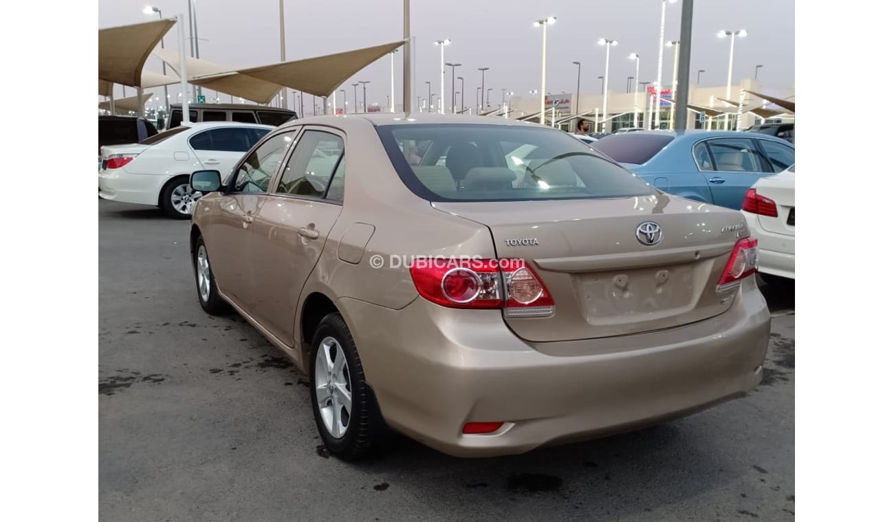 تويوتا كورولا كرولا موديل 2013 خليجي السياره بحاله ممتازه من الداخل والخارج ولا تحتاج اي مصروف