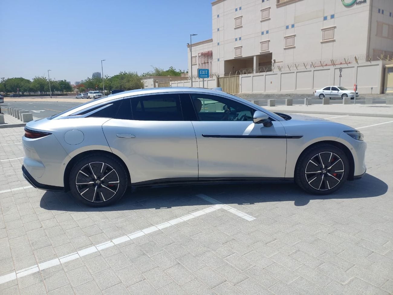 BYD Han L STD (NON GCC) Flagship fulloption