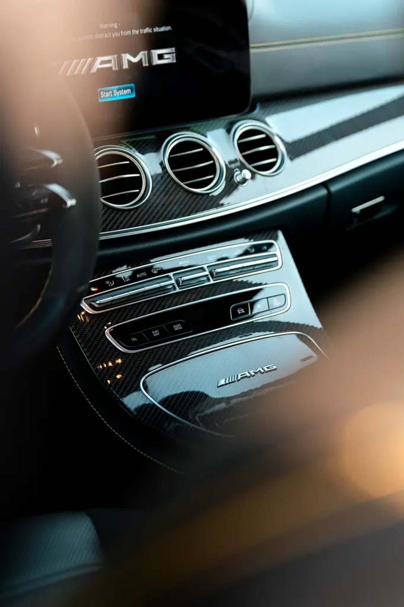 Mercedes Benz E63 AMG Mercedes E 63s AMG Carbon Fibre Package Japanese Specs