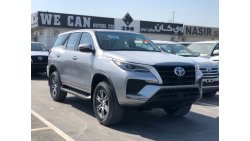 تويوتا فورتونر Fortuner GX 2.7L 4x2 silver 2022 mid  AT