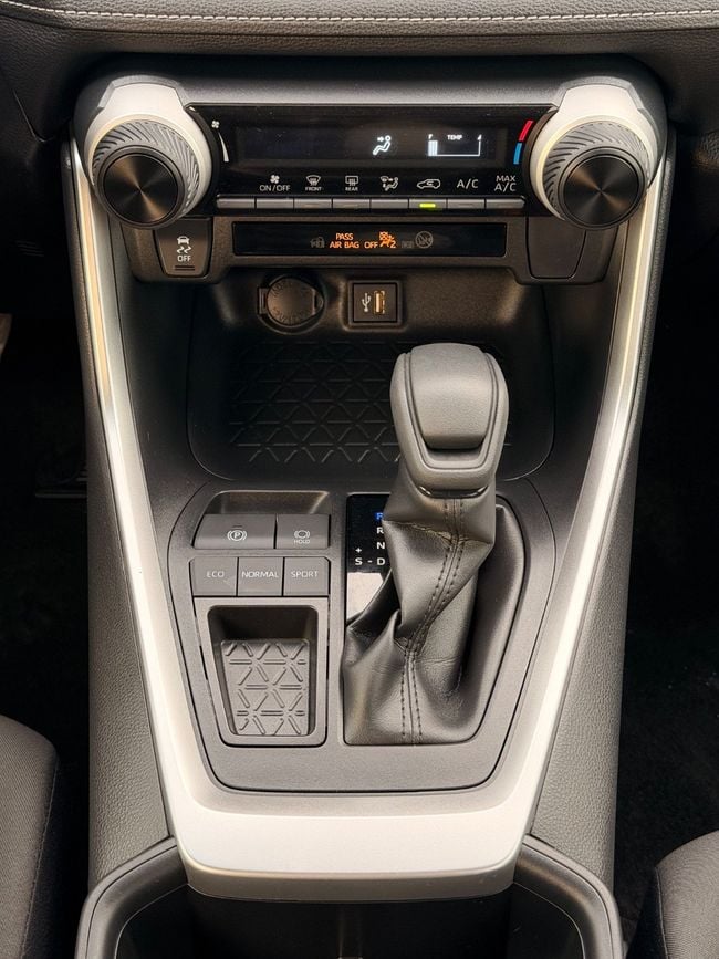 Toyota RAV4 2023 model, миниатюра 30