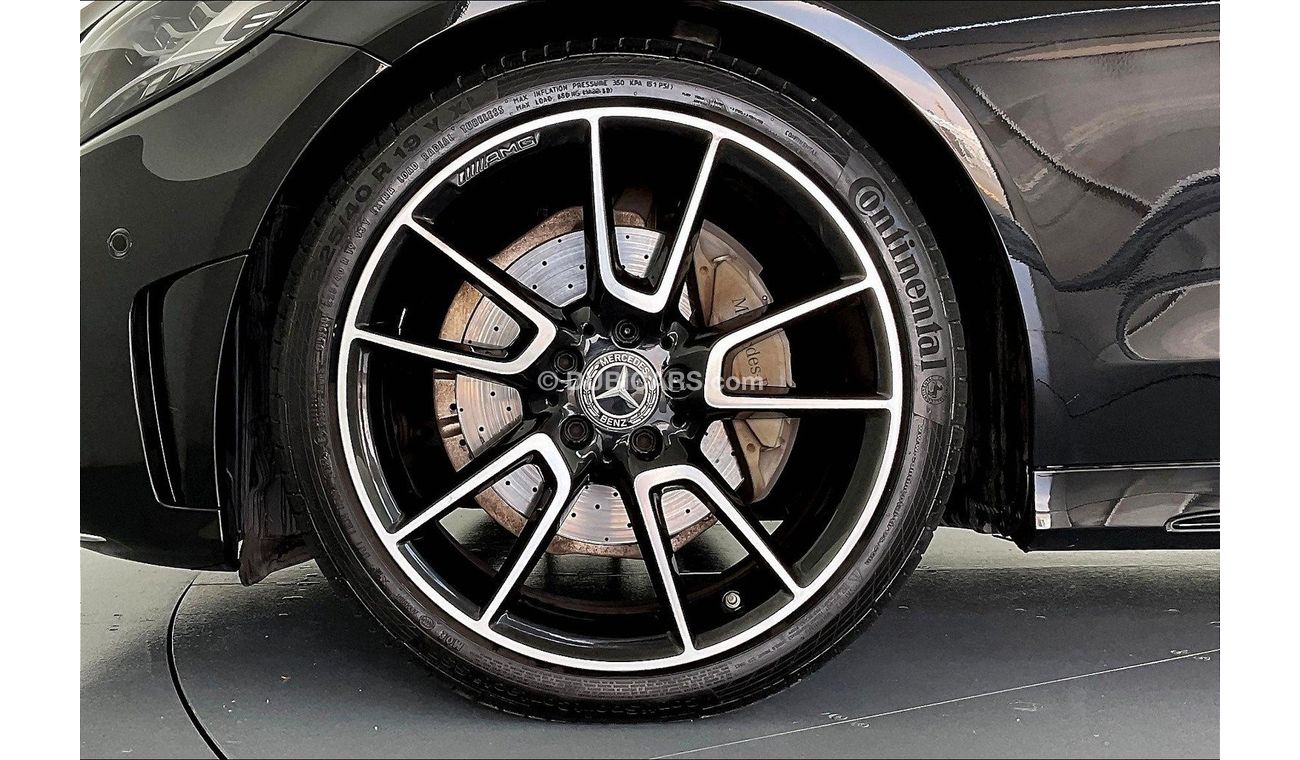 Mercedes Benz C200 Premium (AMG Line)
