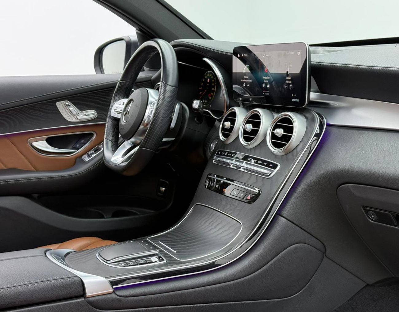 مرسيدس بنز GLC 200 2021 Mercedes Benz GLC200 Coupe, 2026 Mercedes Warranty, Full Mercedes Service History, GCC