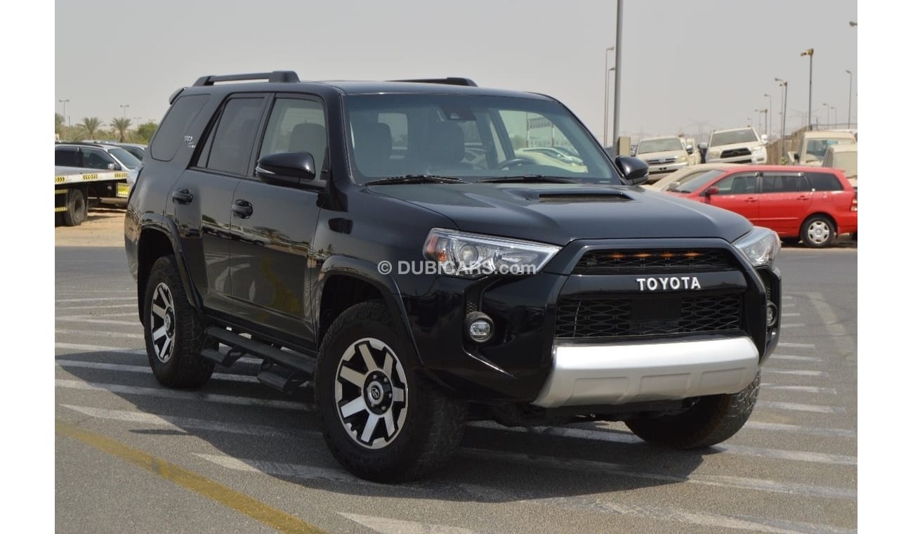 Toyota 4Runner TRD Of road full option Clean Car