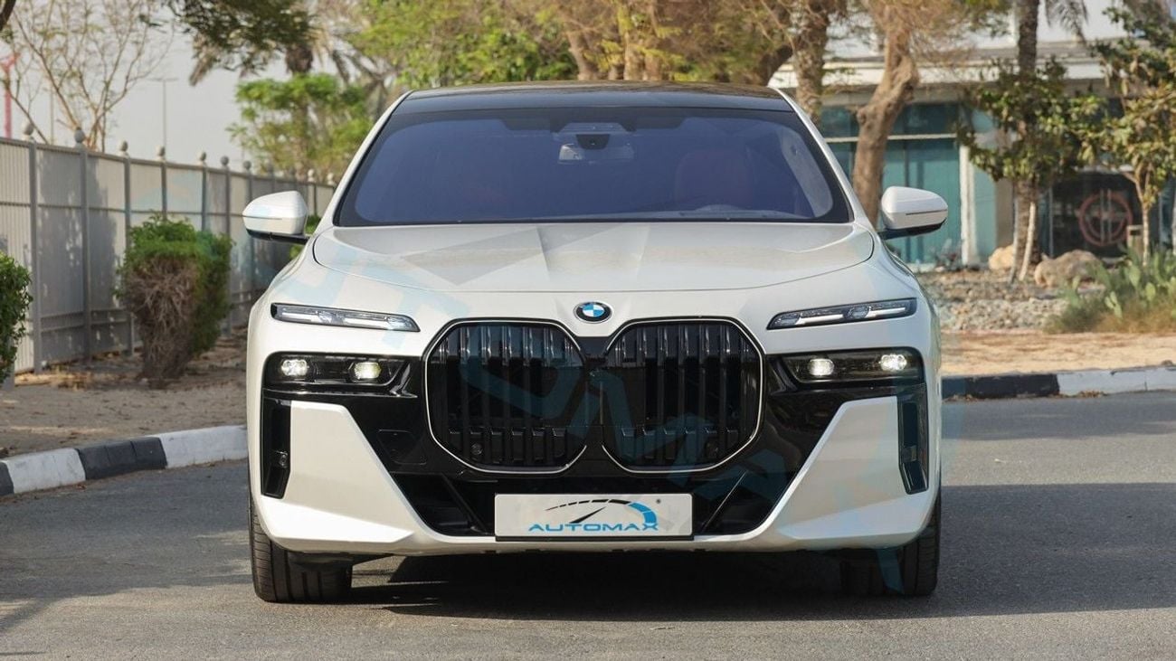 بي أم دبليو 760i XDRIVE MASTERCLASS M SPORT PACKAGE 2026 (For Export , НА ЭКСПОРТ) 4.4TT V8 AWD GCC Без пробега