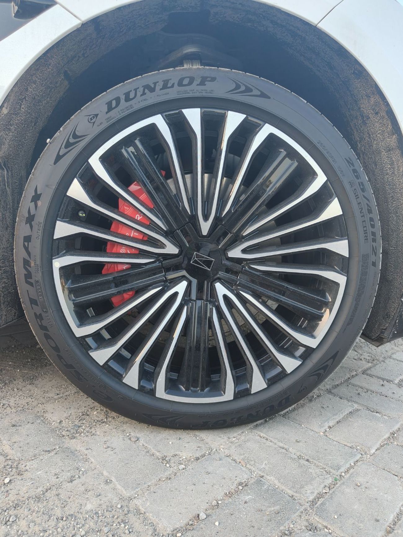 أفاتر 12 أفاتار 12 4WD ماستر سيارة كهربائية بالكامل