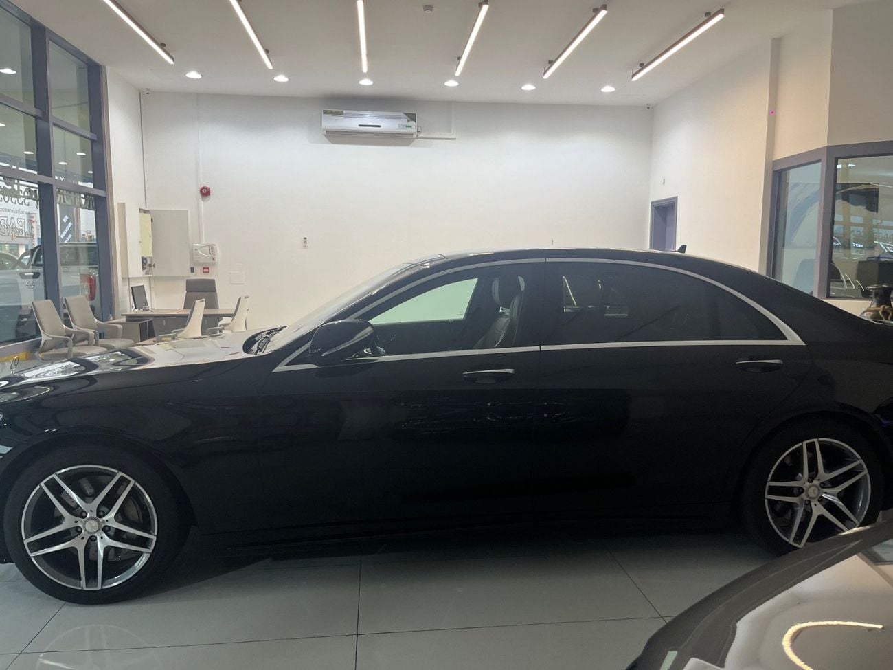 Mercedes Benz S400 STD