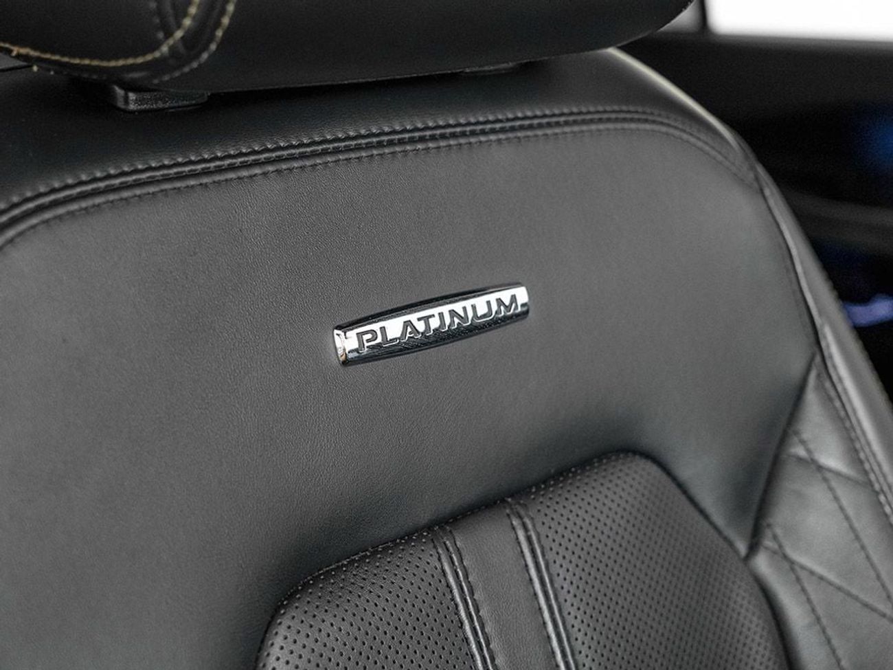 فورد إكسبيديشن Platinum 3.5L (400 HP) 4WD