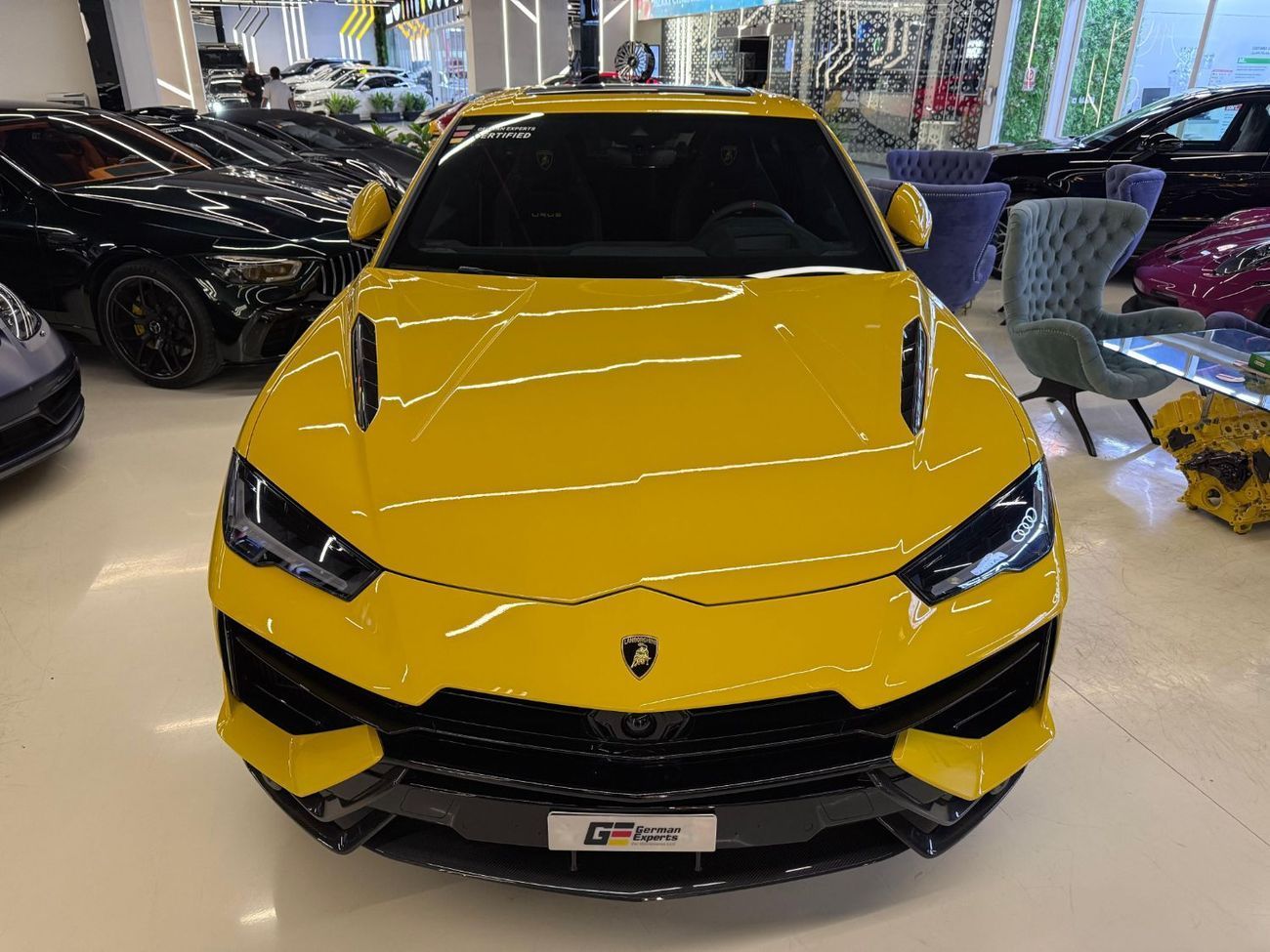 لامبورغيني اوروس 4.0T V8 Performante