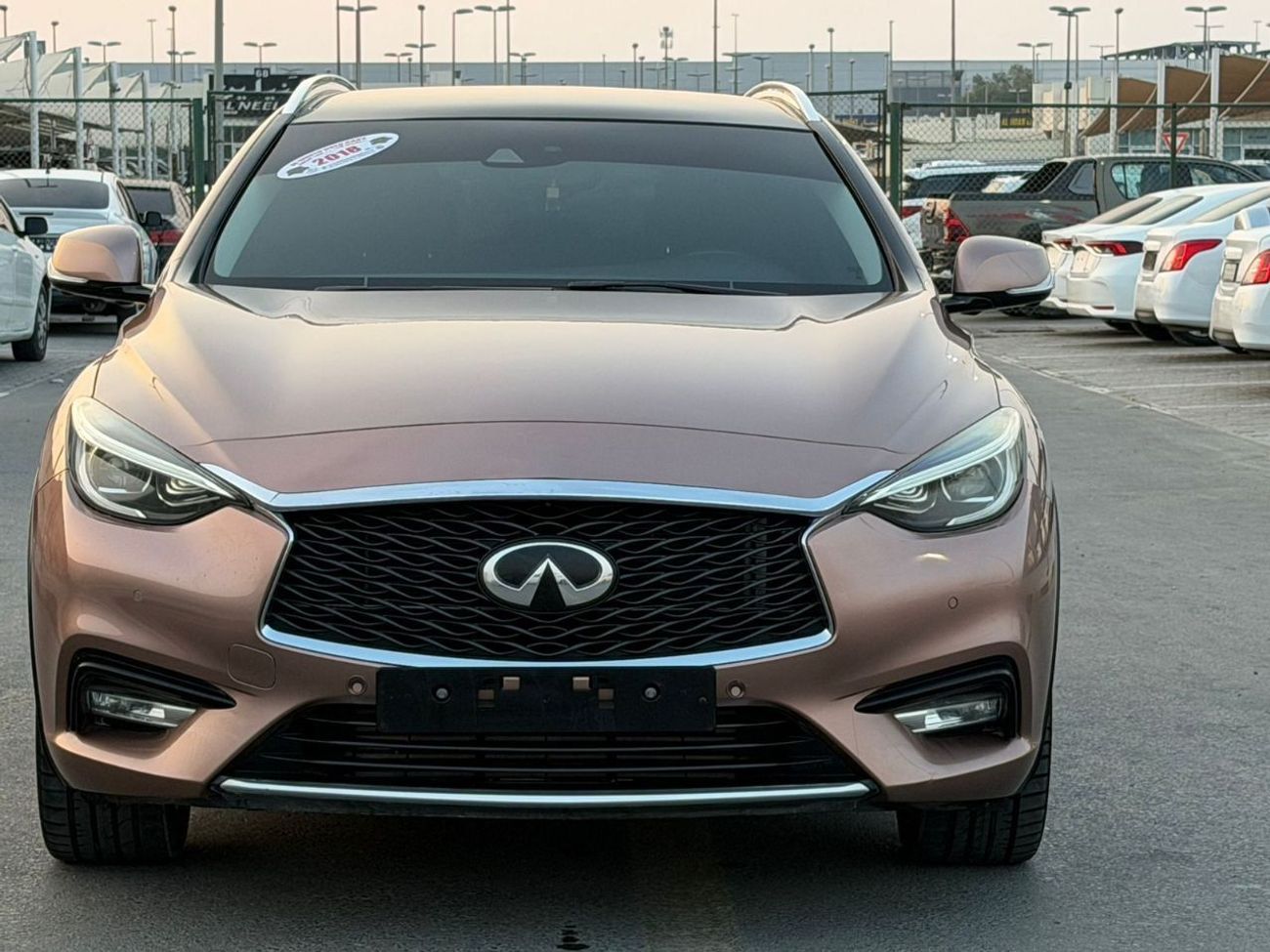 إنفينيتي Q 30 2.0L engine