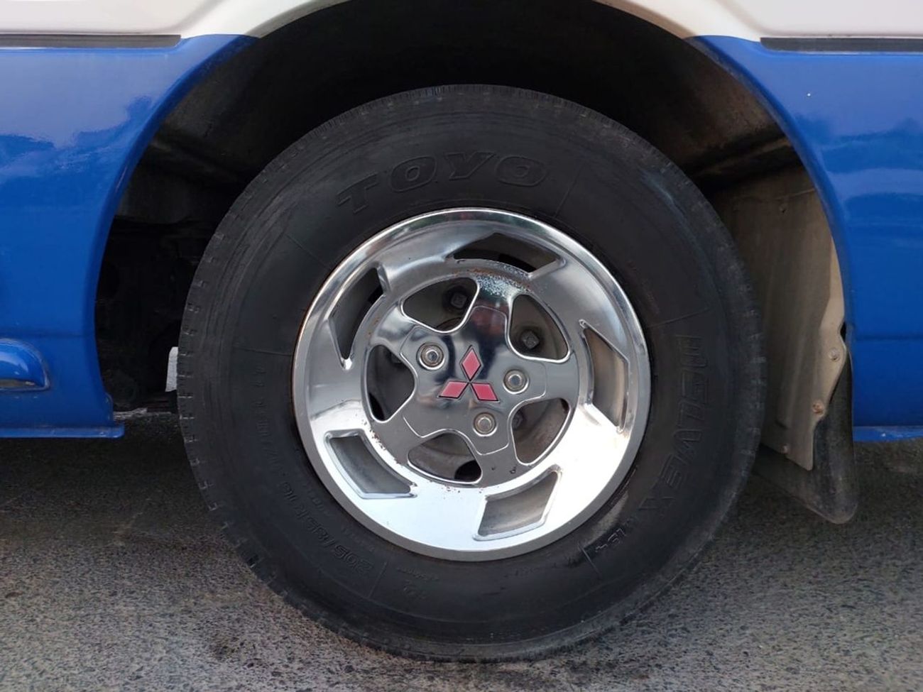 ميتسوبيشي روزا MITSUBISHI ROSA BUS RHD 2006 MODEL 4.8 L DIESEL AUTOMATIC(PM00086)