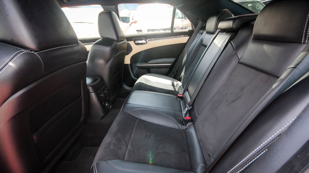 Chrysler 300s 6.4L HEMI