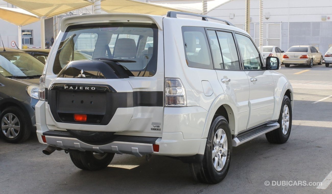 Mitsubishi Pajero GLS