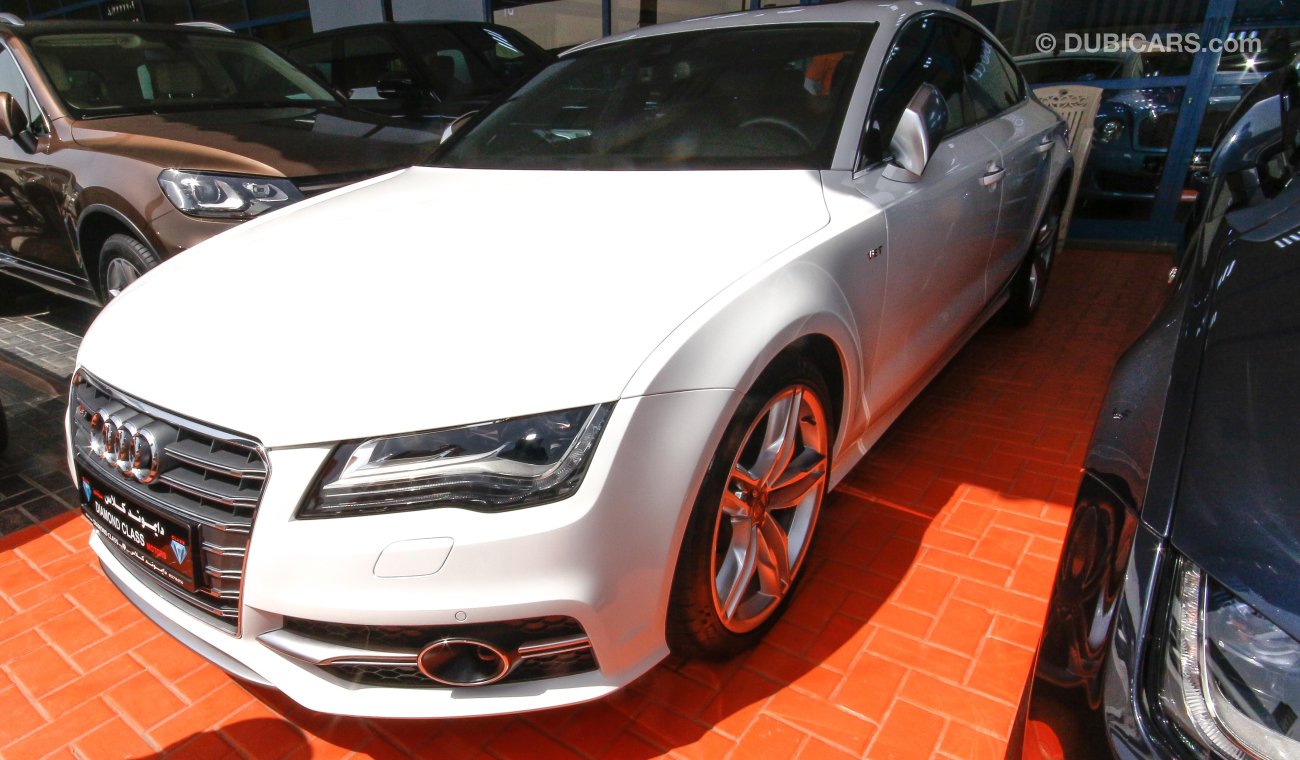 Audi S7 V8T