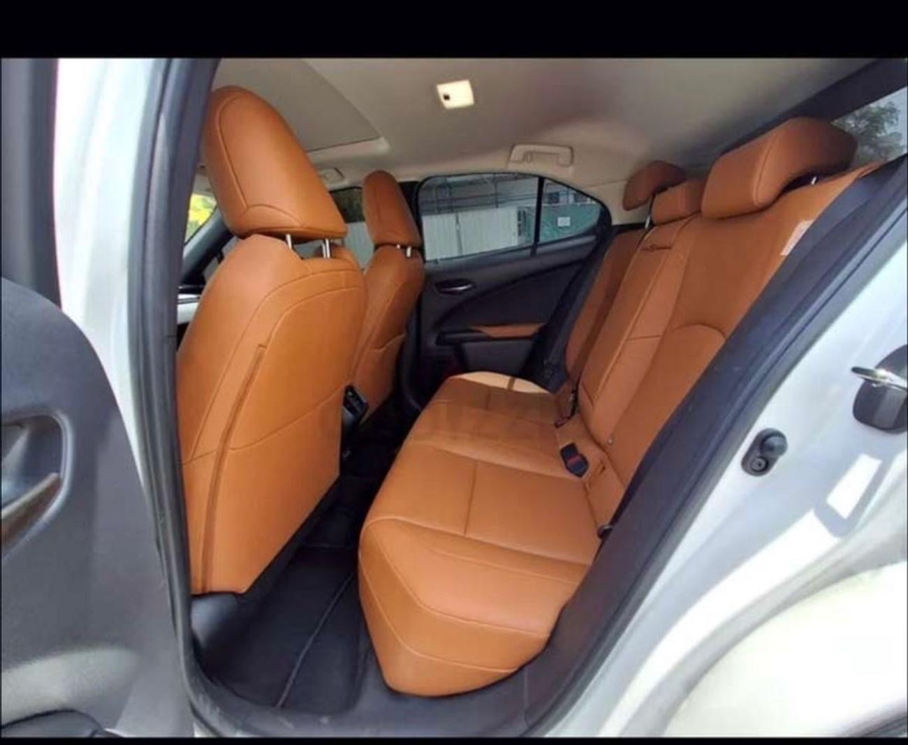 Lexus UX200 Premier 2.0L (169 HP)