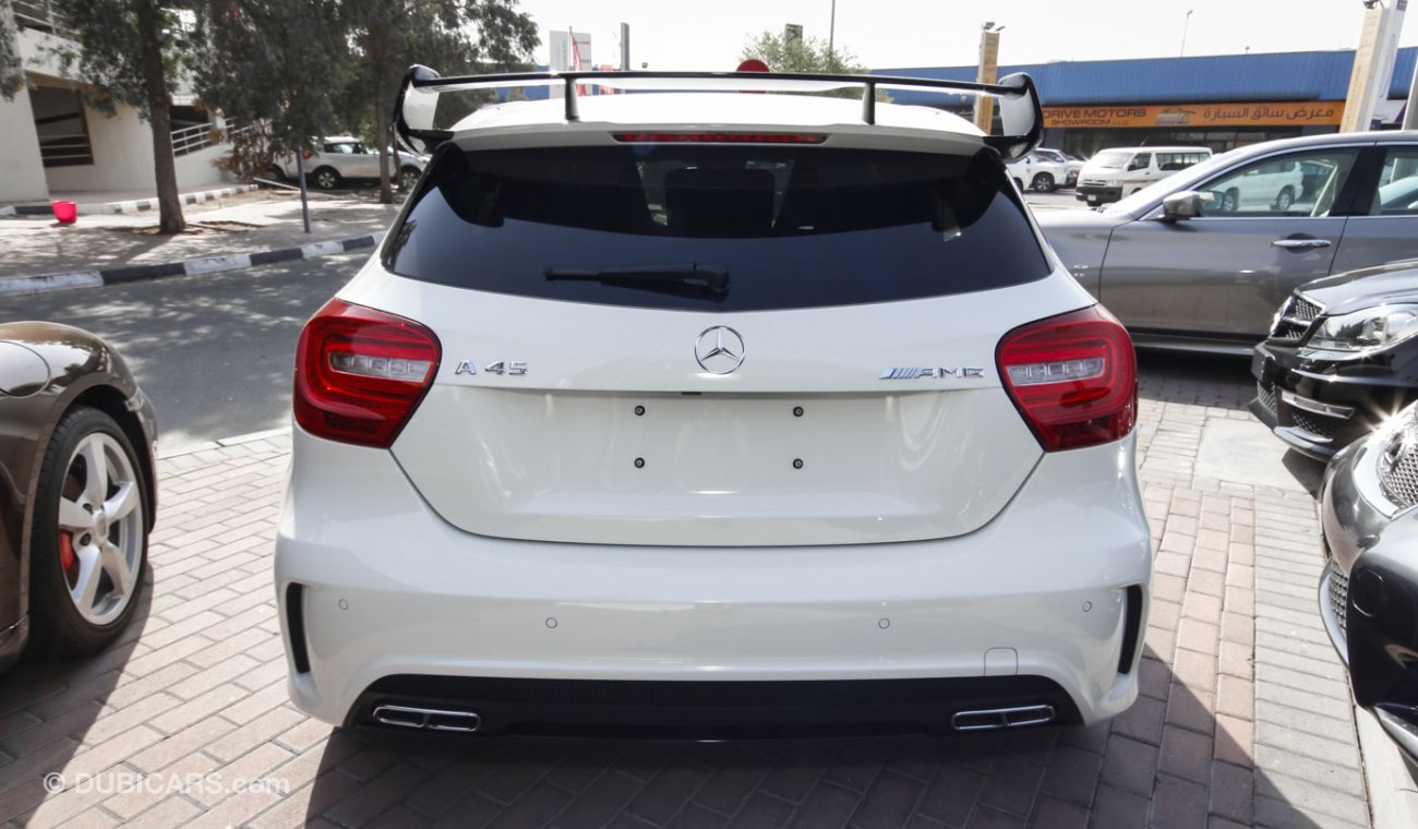 مرسيدس بنز A 45 AMG