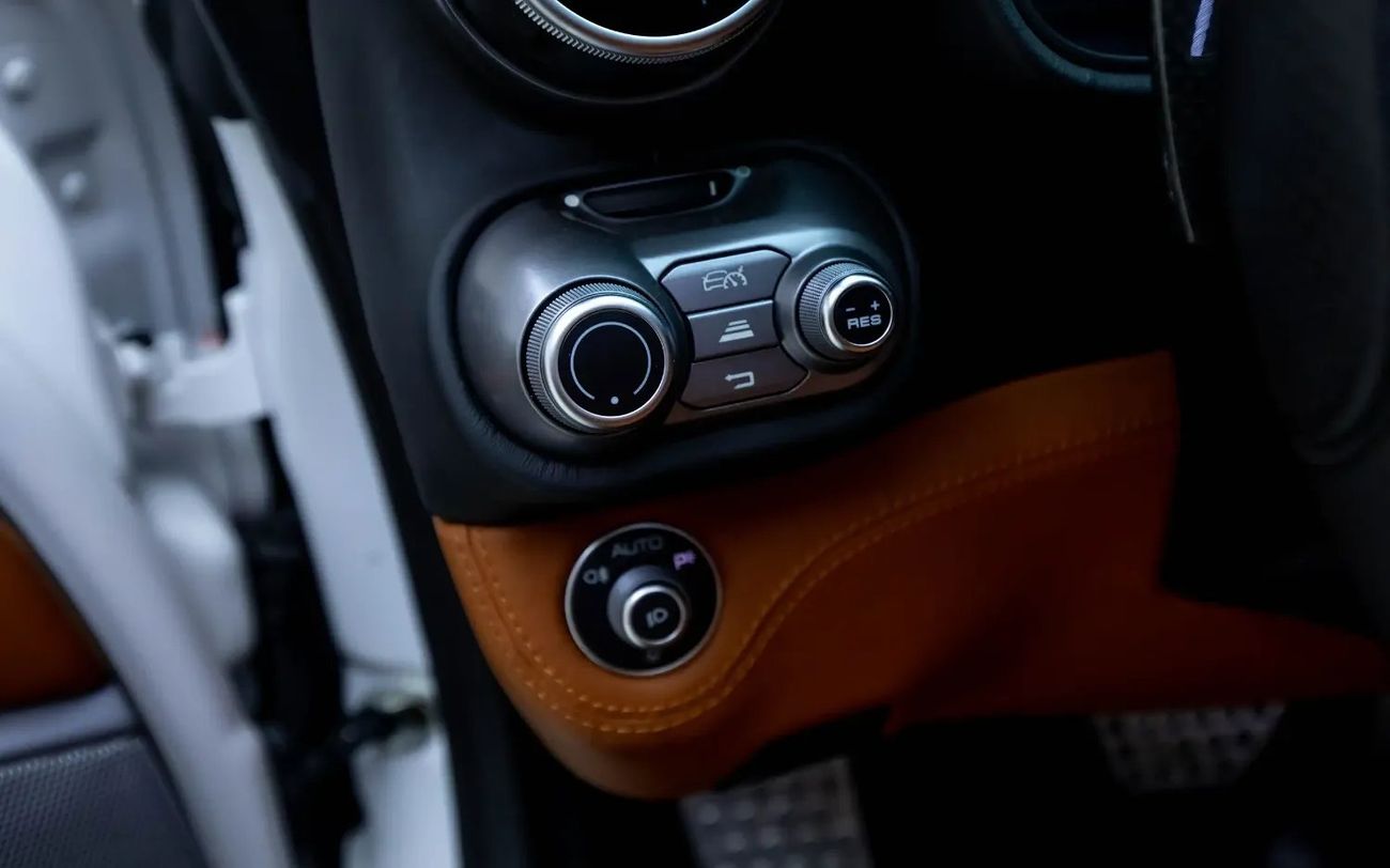 فيراري بورتوفينو M - GCC Spec - With Warranty and Service Contract