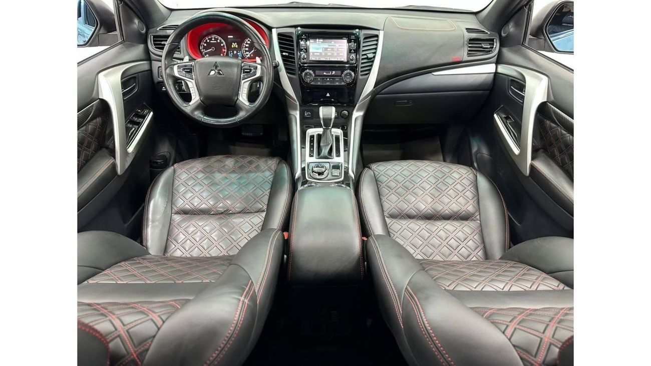 Mitsubishi Montero 2019 Mitsubishi Montero Sport Signature Edition, Mitsubishi Warranty + Service Pack, Low Kms, GCC
