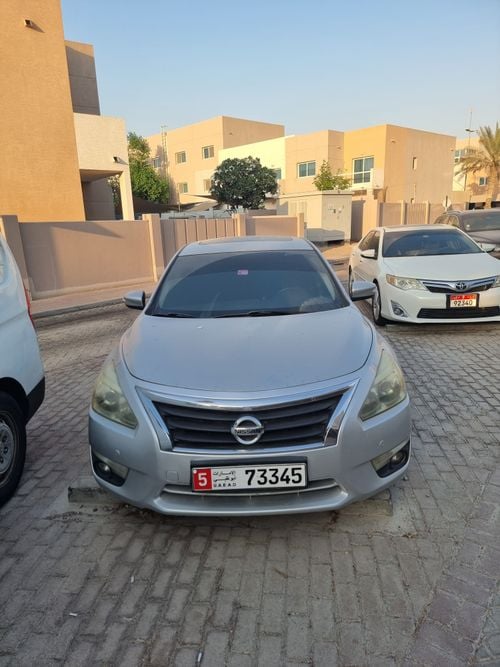 نيسان ألتيما