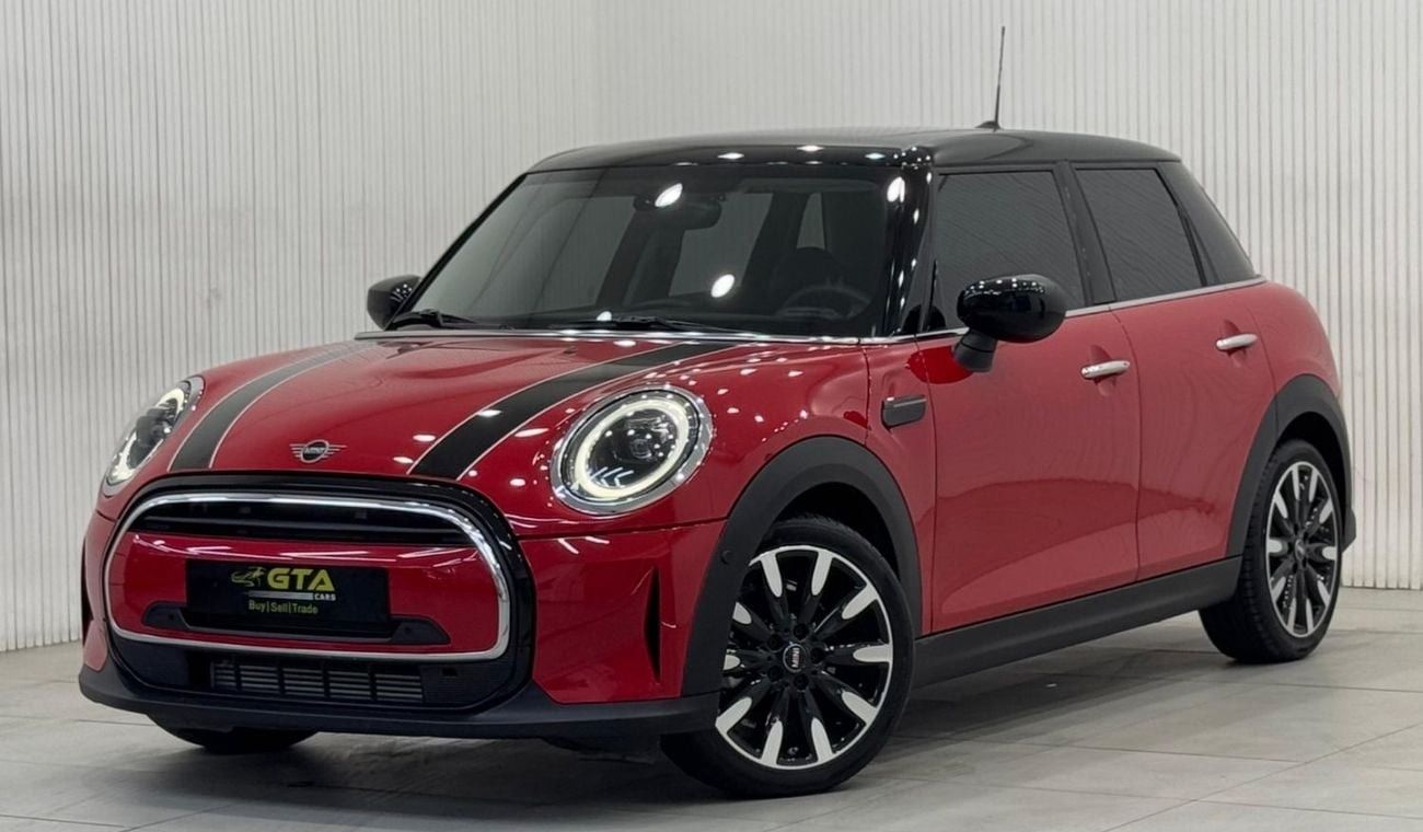 ميني كوبر Std 1.5L (4 Seater) 2024 Mini Cooper, Agency Warranty 05/29+ Service Package, Full Service History,
