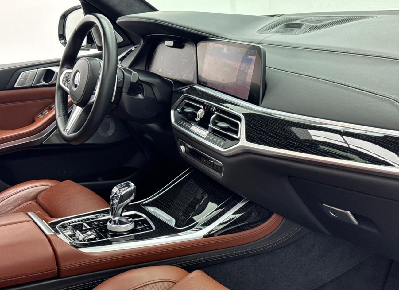 BMW X7 XDrive50i 4.4L 2019 BMW X7 xDrive50i M-Sport, 1 Year Warranty, Feb / 2027 BMW Service Pack, GCC