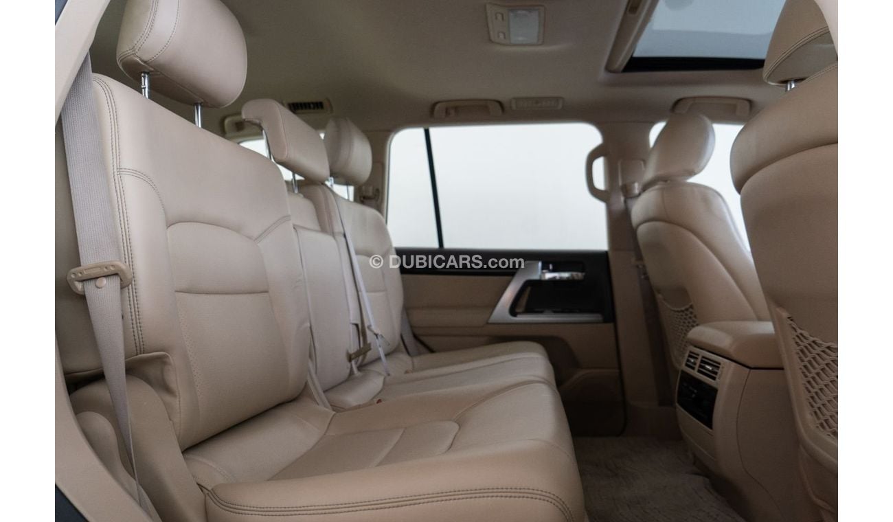 Toyota Land Cruiser 2015 Land Cruiser V8 Extreme Arctic Truck / AT33 conversion / Full Toyota Service History