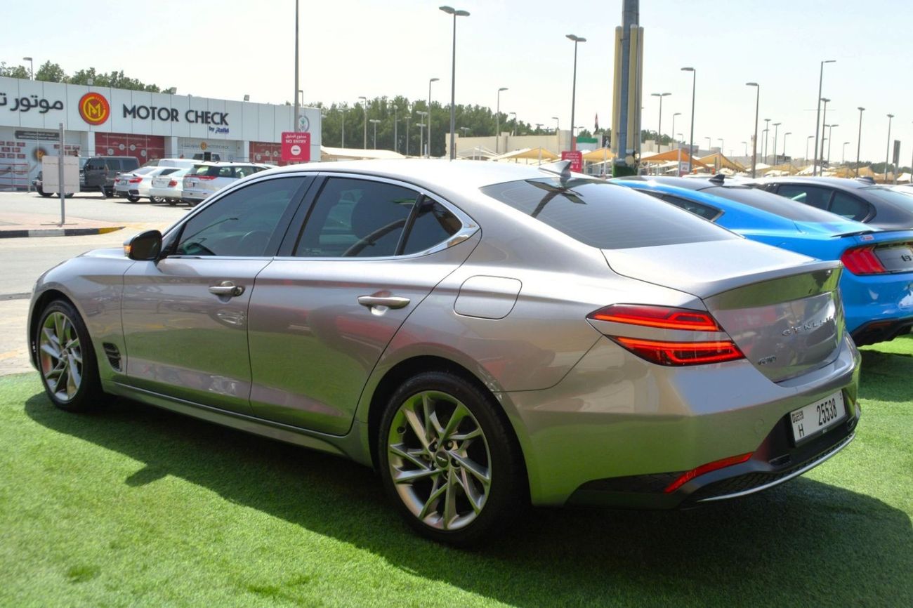 Genesis G70 GINISES/2022//ORIGINAL AIR BAGS/LOOW MILEG//TURBO//NO ACCIDINT