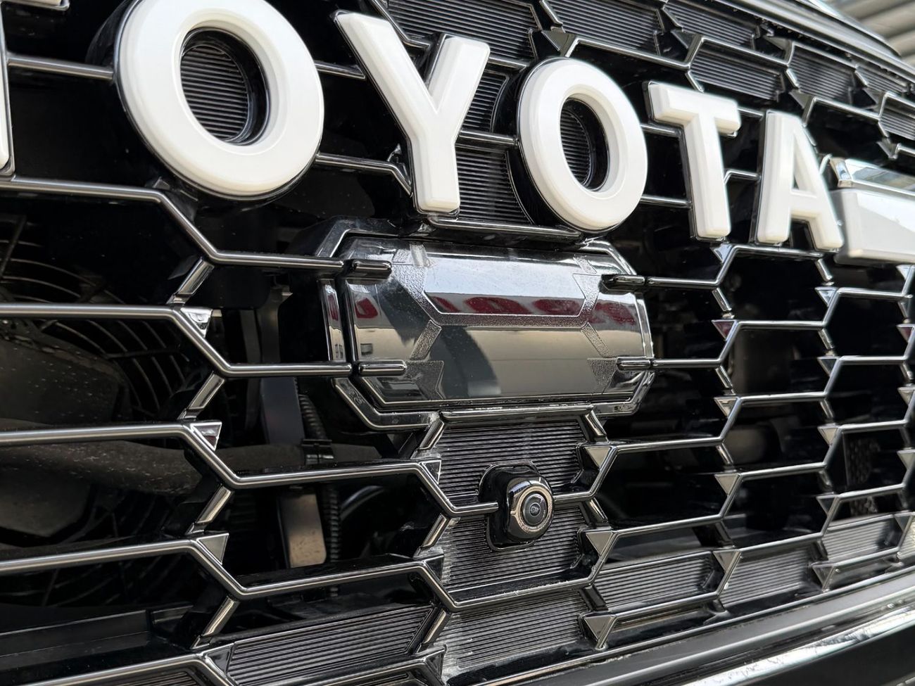 Toyota Land Cruiser 2026 LAND CRUISER GR-SPORT 3.5 HYBRID **EXPORT ONLY**التصدير فقط خارج الخليج***