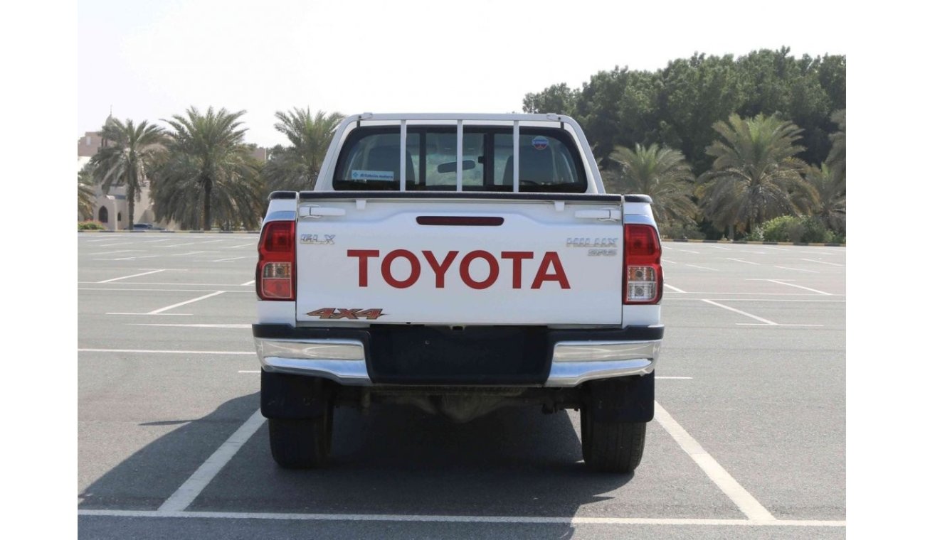 Toyota Hilux 2019 | HILUX 4X4 DOUBLE CABIN MANUAL GEAR - WITH GCC SPECS AND EXCELLENT CONDITION