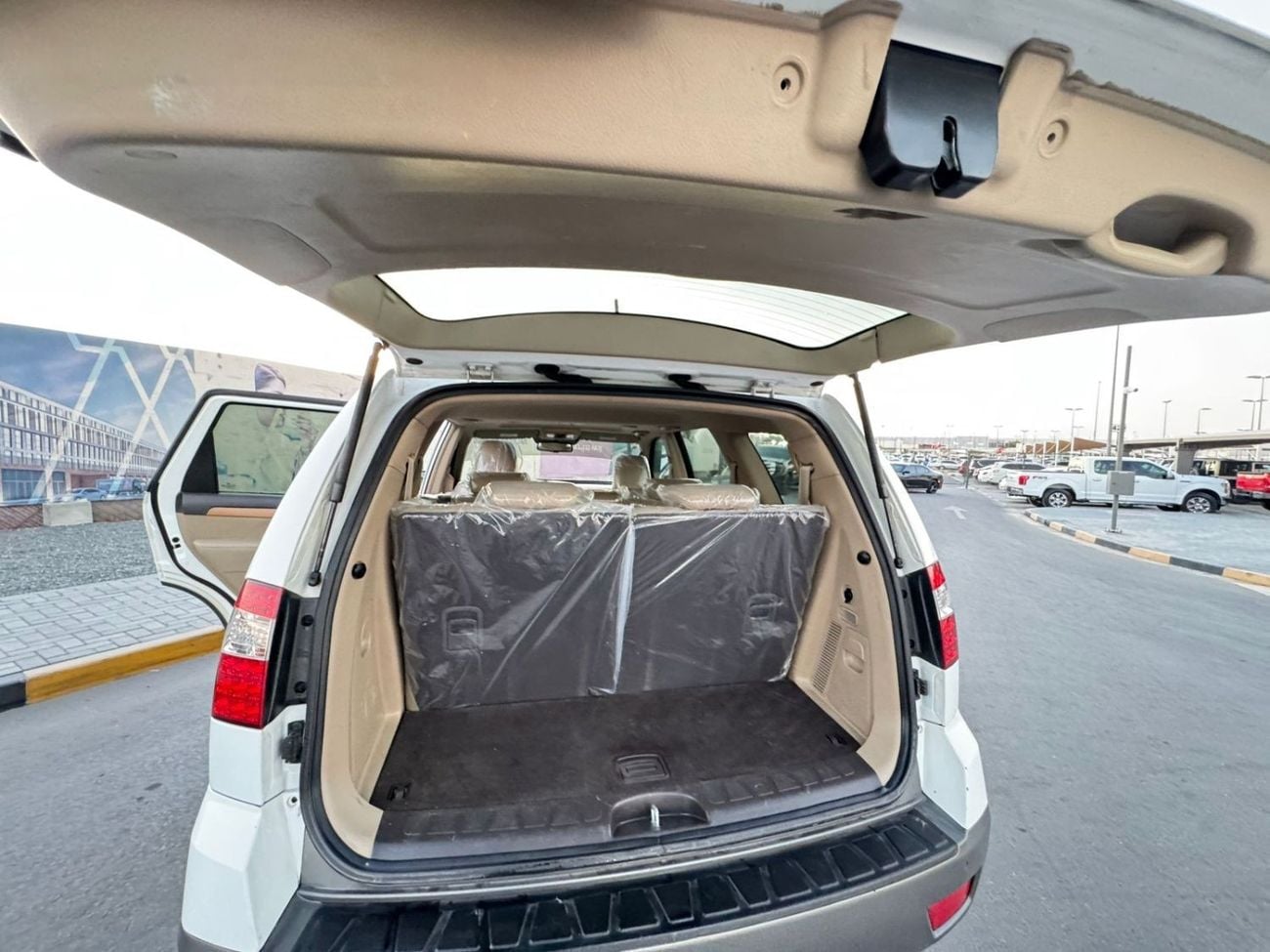 Kia Mohave In excellent condition and requires no expenses