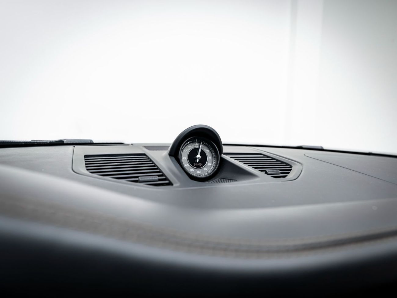 بورش 911 Turbo S 3.8L (640 HP) Coupe