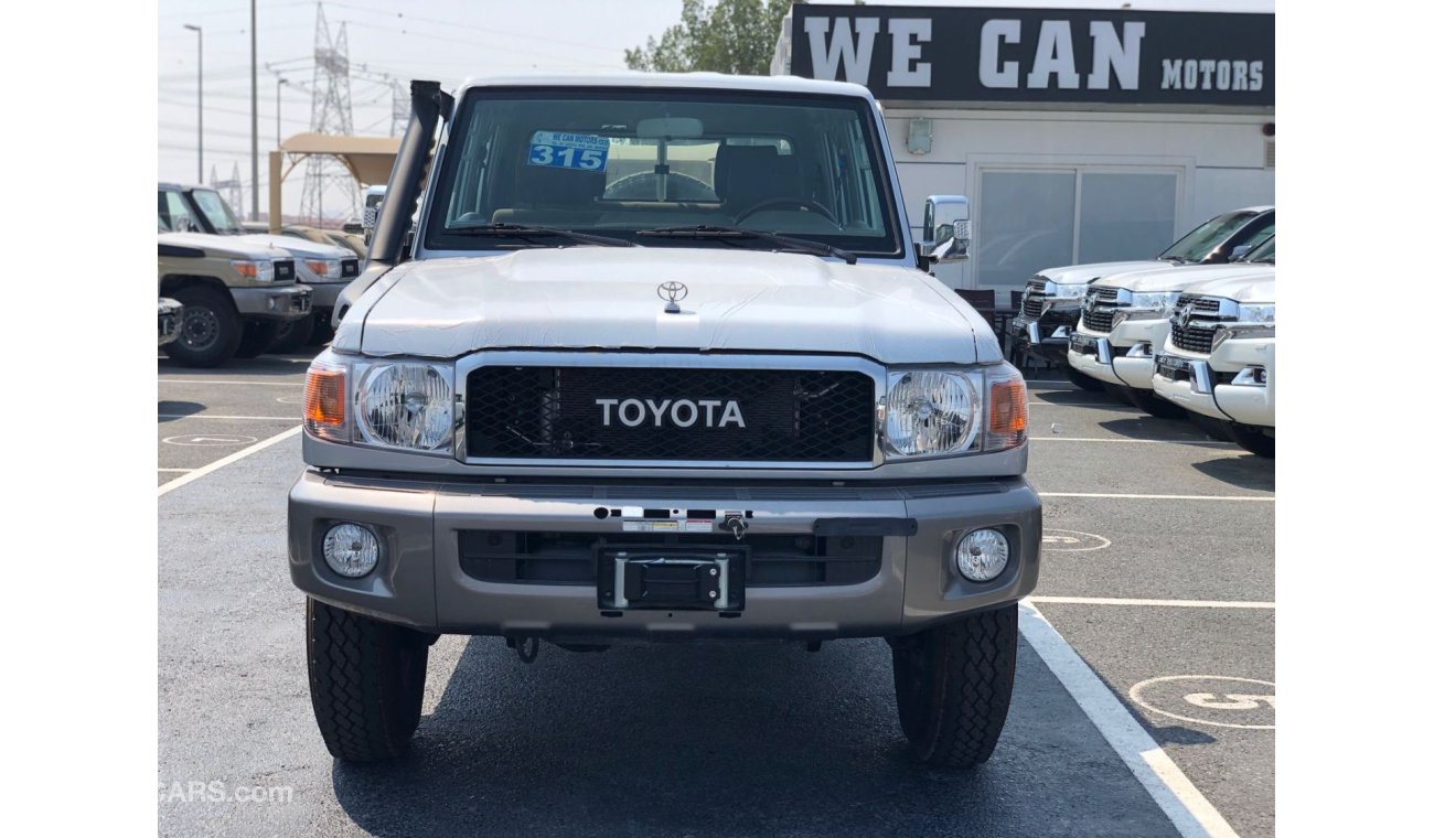 Toyota Land Cruiser Pick Up TOYOTA LC PICKUP 2021 PETROL