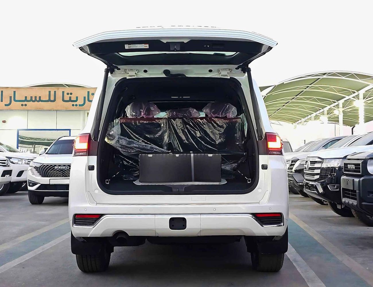 Toyota Land Cruiser VXR TWIN TURBO / EURO 4 / FULL OPTION / 3.5L V6 PETROL / BIG DVD / JBL SPKR / HEADUP / CODE # VXR3M)