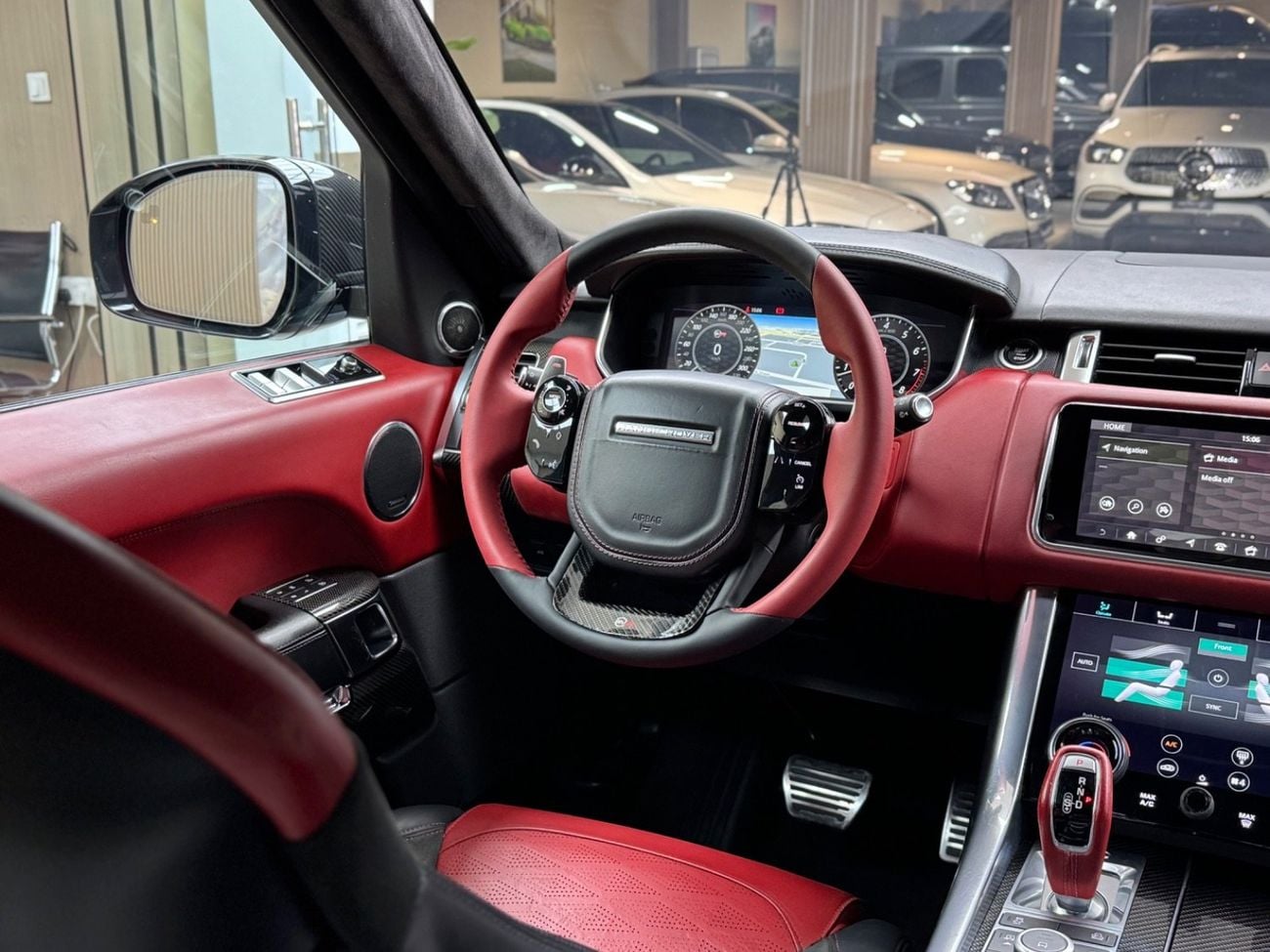 Land Rover Range Rover Sport SVR 5.0L (575 HP) AWD