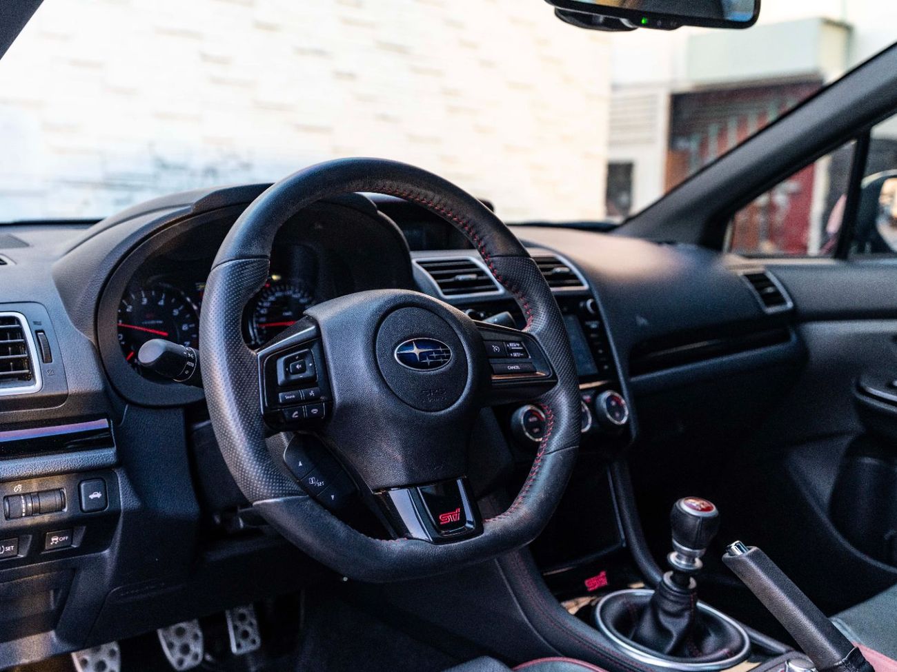 سوبارو امبريزا WRX STI