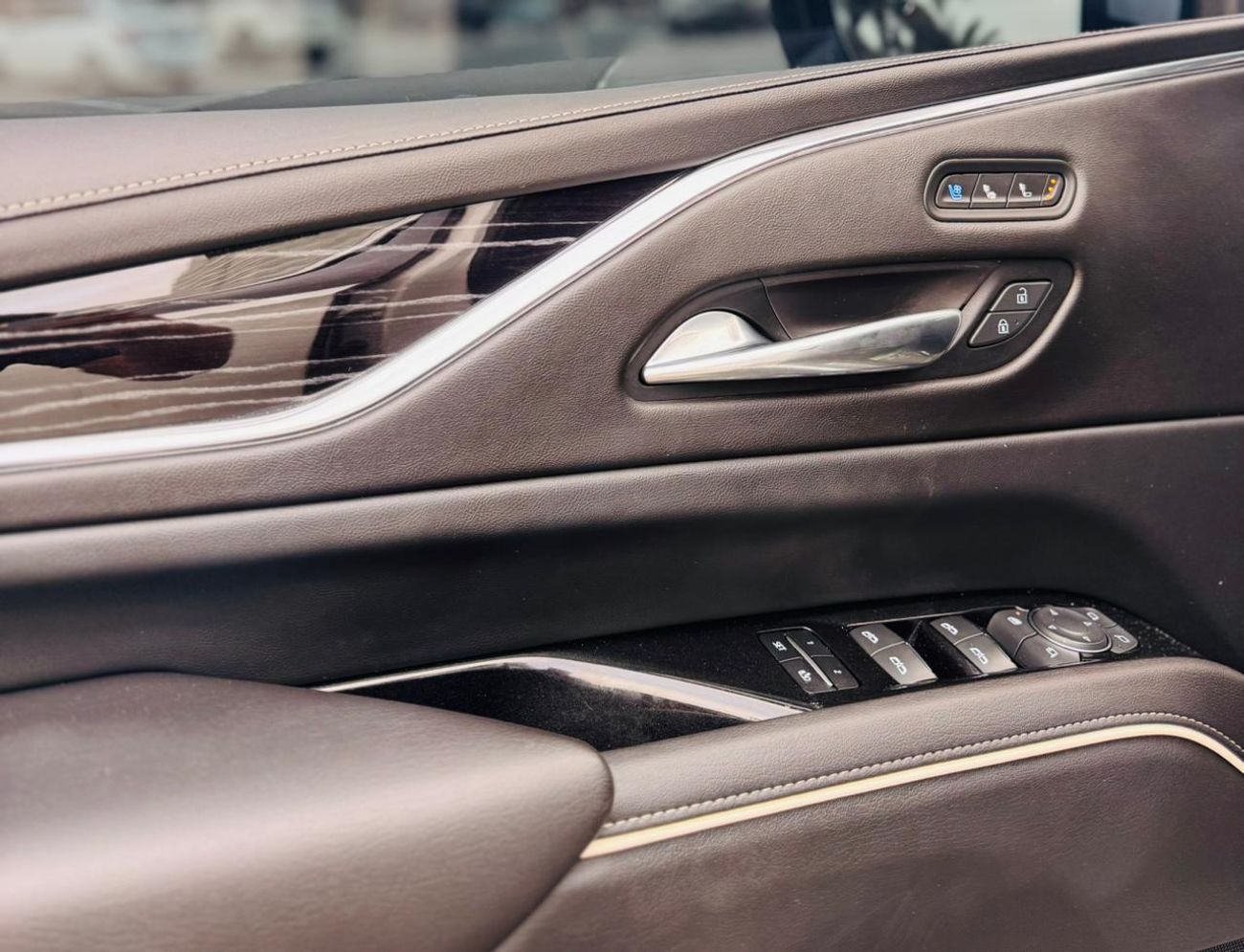 Cadillac Escalade SPORT