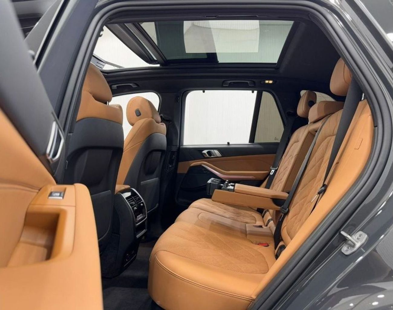 بي أم دبليو X5 40i M Sport Exclusive 3.0L 2024 BMW X5 xDrive40i Exclusive M Pack, Agency Warranty Till 04/29+SP, Fu