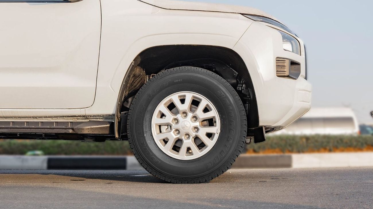 ميتسوبيشي L200 2026 Mitsubishi L200 GL 2.4L MT Petrol With Screen