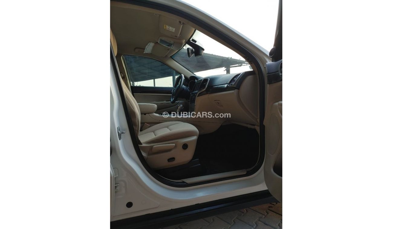 Jeep Grand Cherokee Laredo