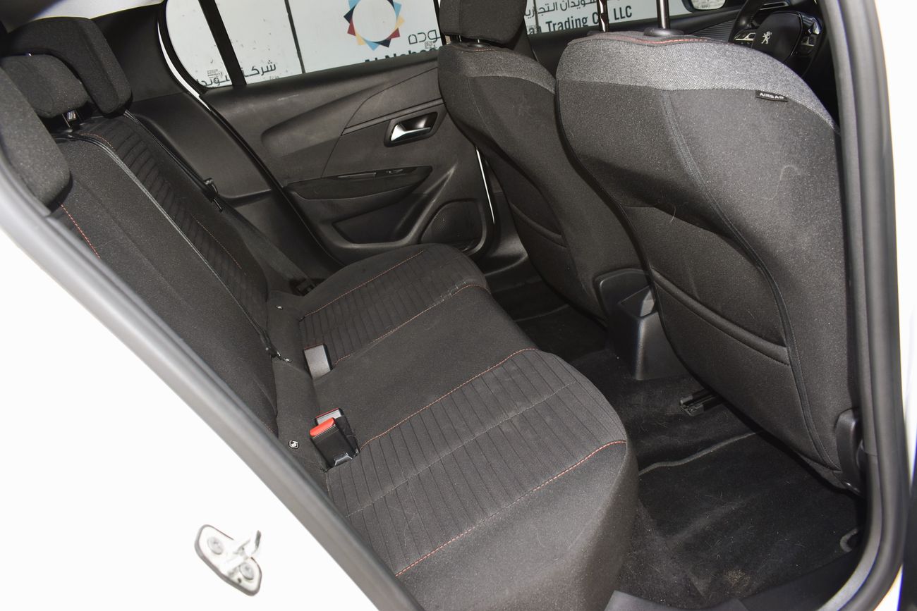 Peugeot 208 AED 769 PM | 1.6L ACTIVE GCC AGENCY WARRANTY UP TO 2026 OR 100K KM