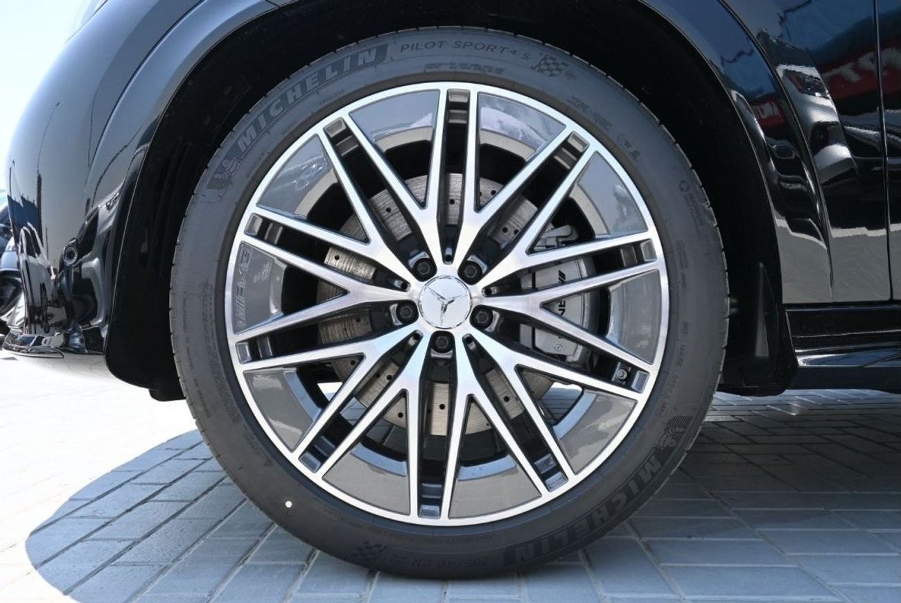 Mercedes-Benz GLE 53 Mercedes-AMG GLE 53 4MATIC+ SUV is a 3.0-litre Inline-6 turbo engine, Coupe , Color Black, Model 202